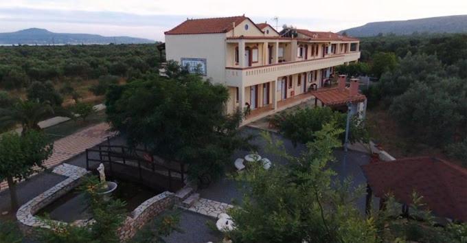 Hotel Takis Agios Georgios  Bagian luar foto
