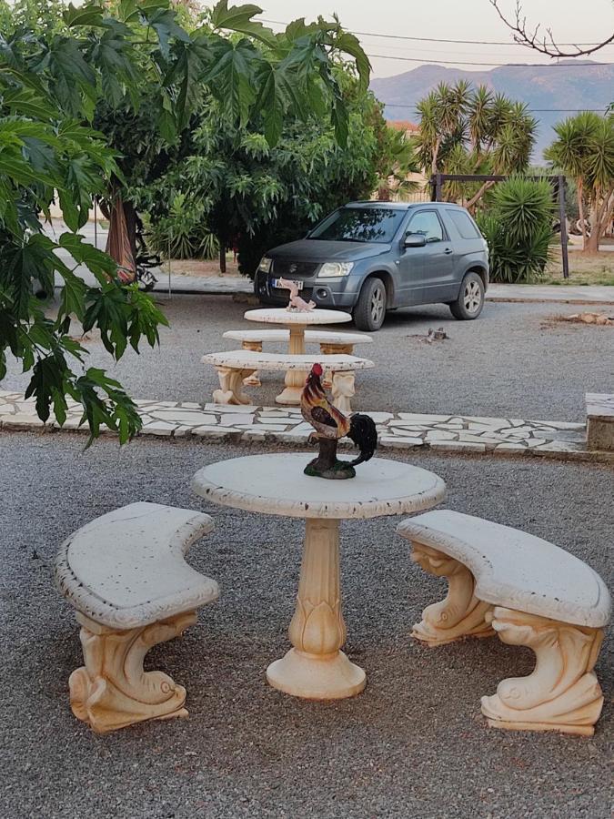 Hotel Takis Agios Georgios  Bagian luar foto